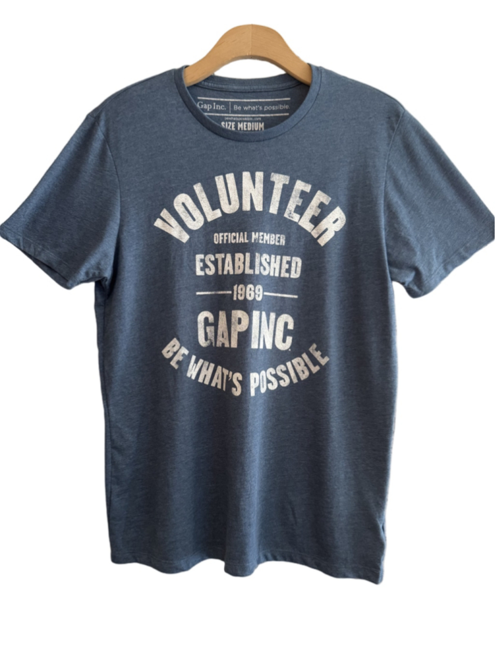 NWOT Men's Gap Volunteer Short Sleeve T-Shirt Size Medium in Blue